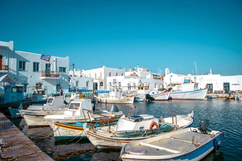 Paros