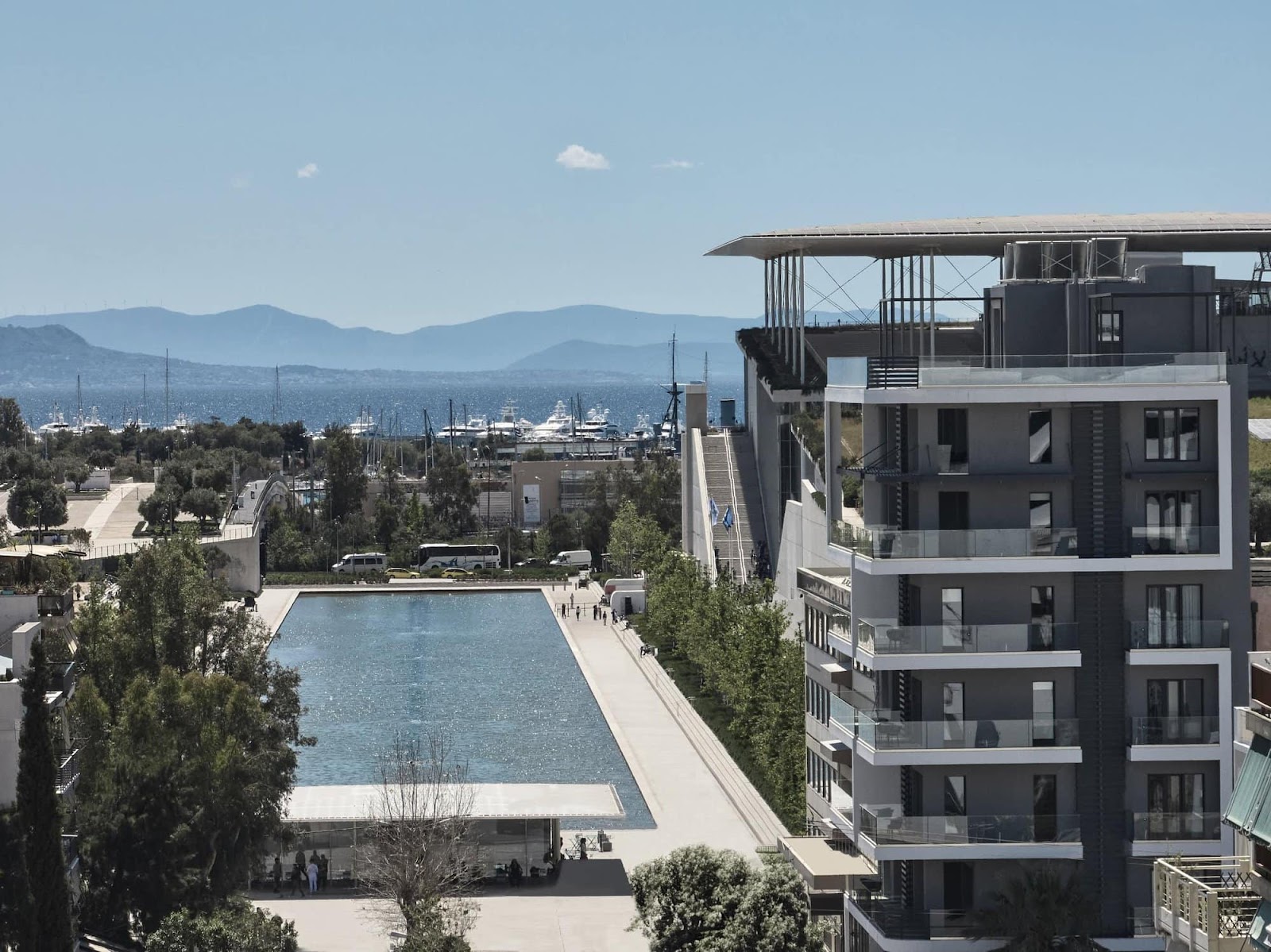 10 Apartments & Suites Athens