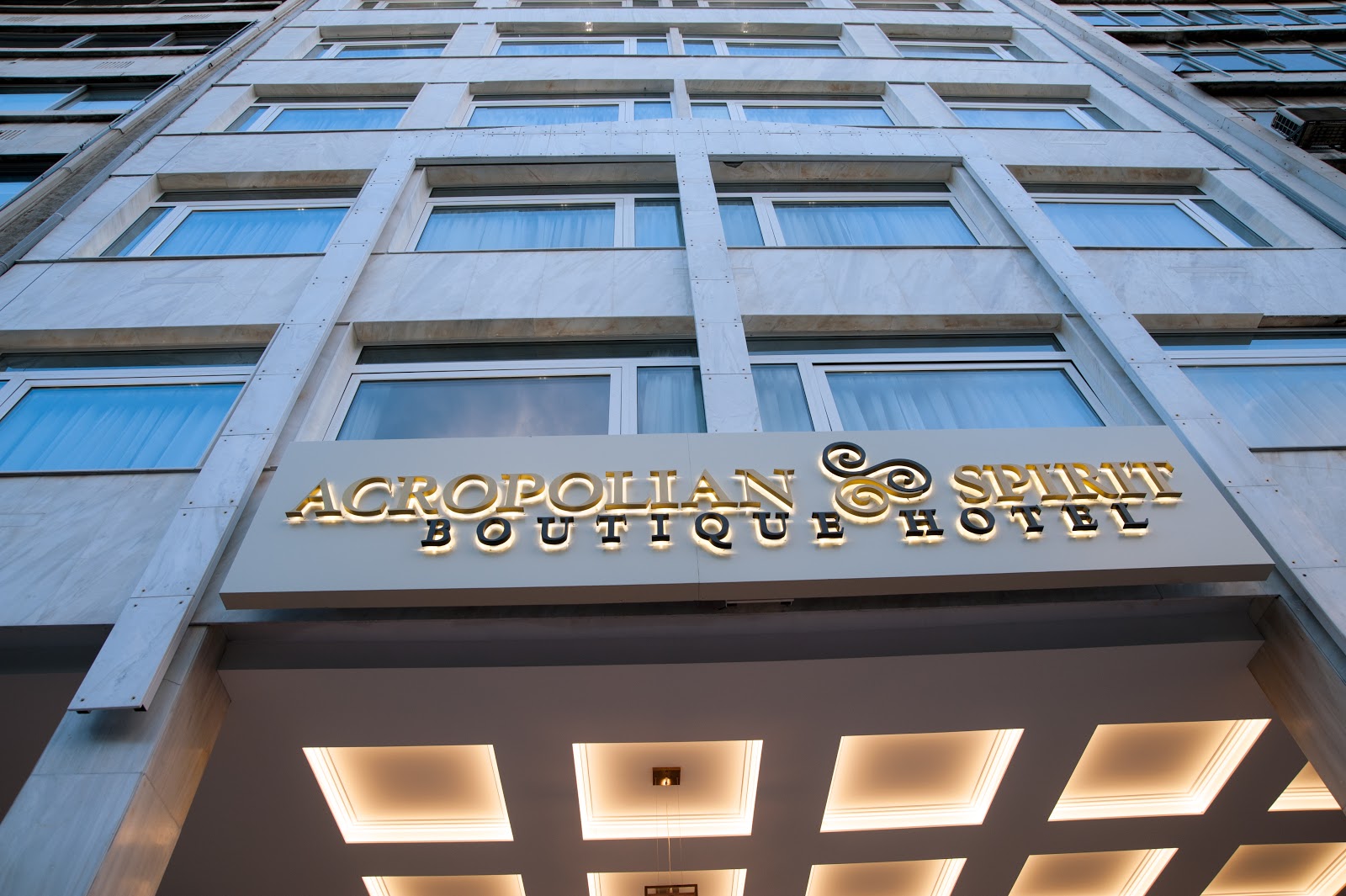 11 Enteka Acropolis Suites