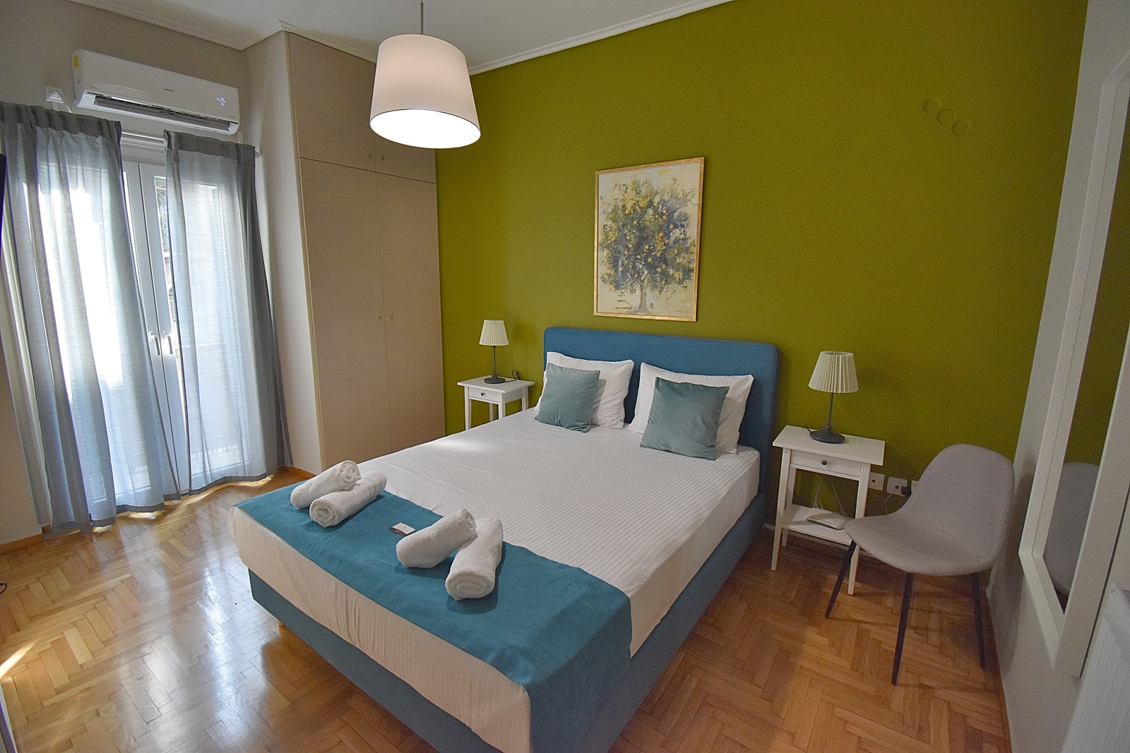 Acropolis Magenta Luxury Suites