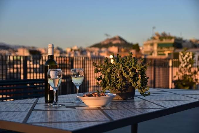 Aegis Filoppapou Suites