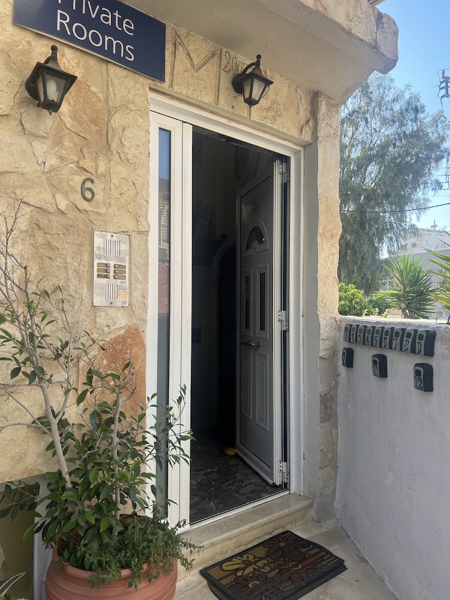 ALCYONE Studios and Apartments Crete