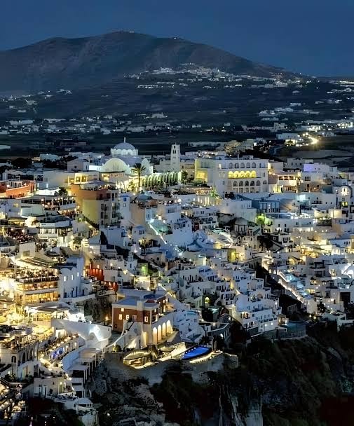 Alexandros mini suites