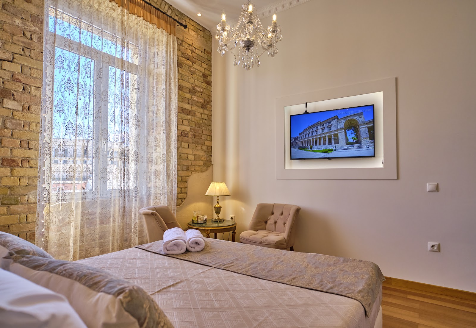 Anesis Apartment and Studios