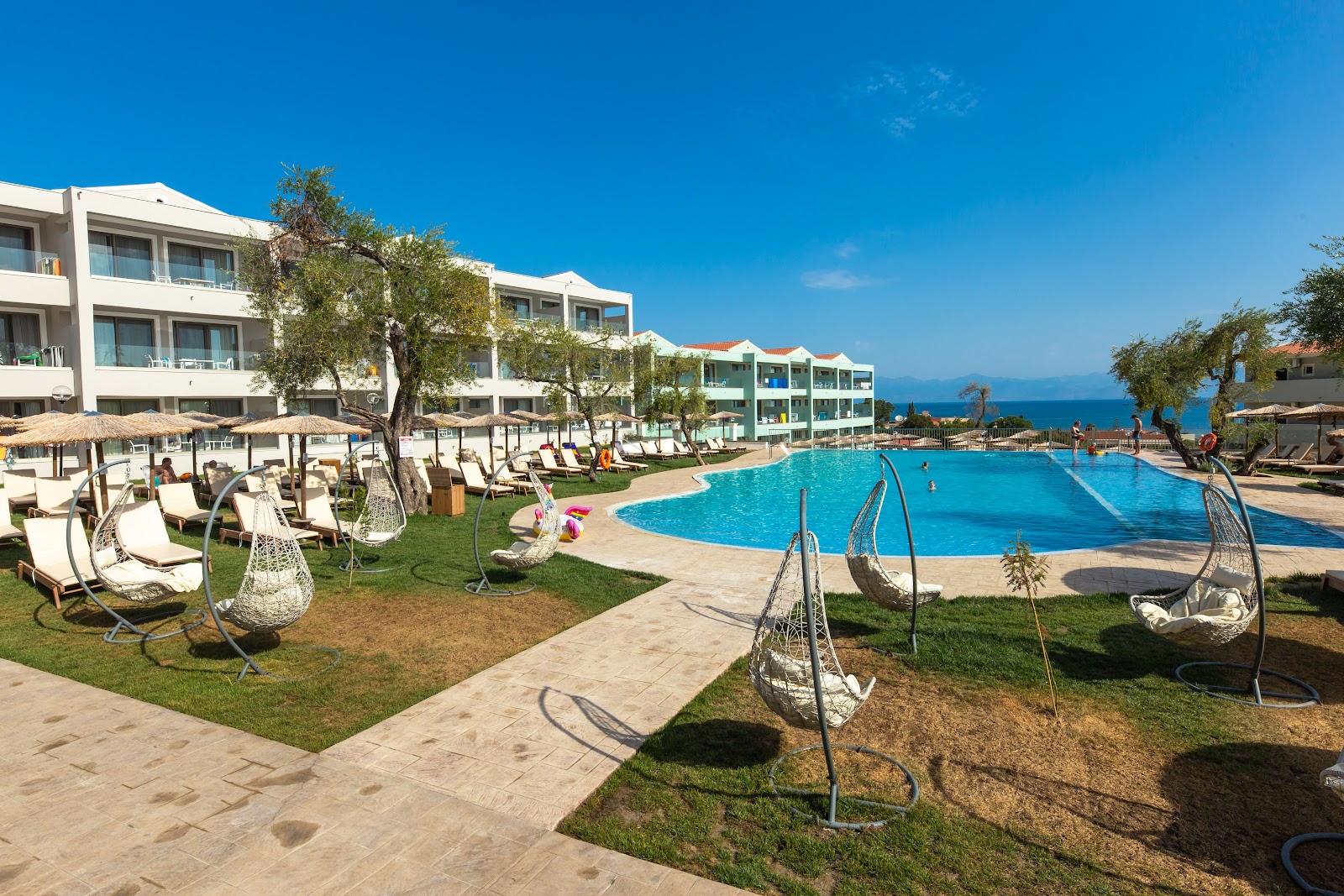 Angela Beach Hotel & Apartments