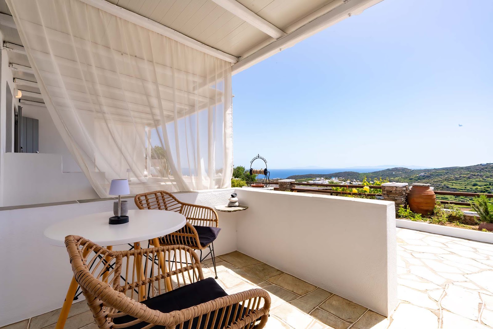 Apollon-Artemis Apartments