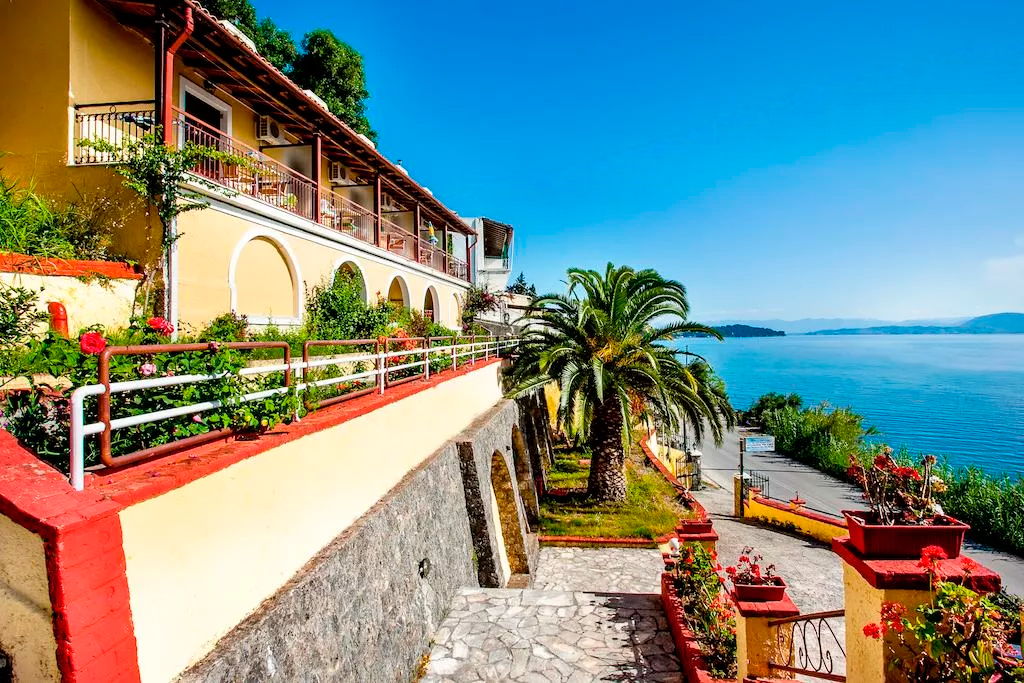Benitses Corfu - El Greco Hotel