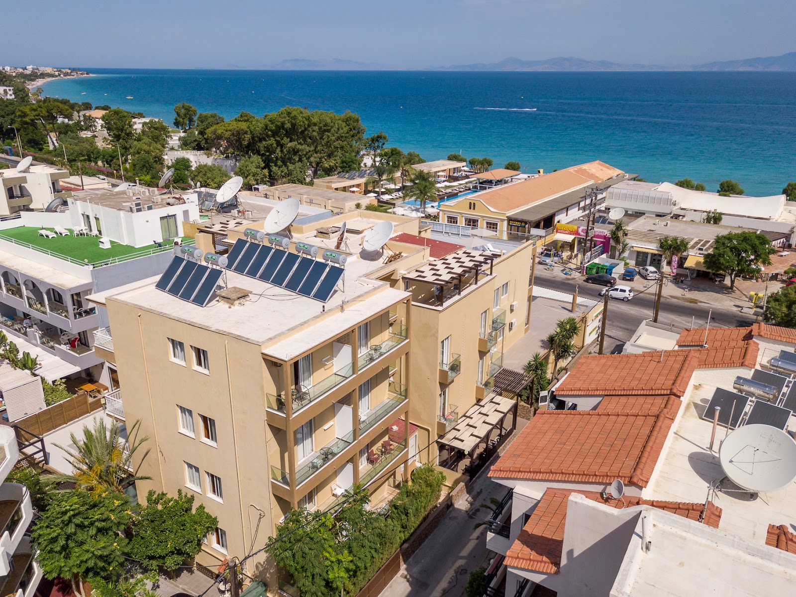 Blue Roses Hotel Ixia Rhodes