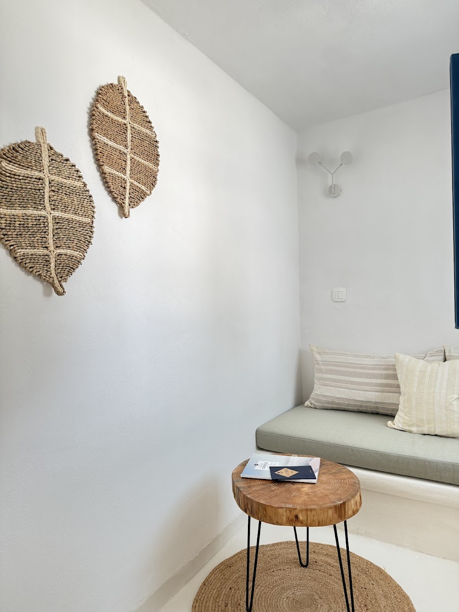 Cal Day Rooms Santorini