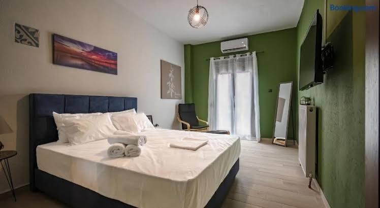 Celine Apartments by halu!