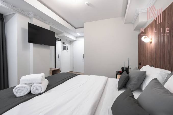 Center Deluxe studio