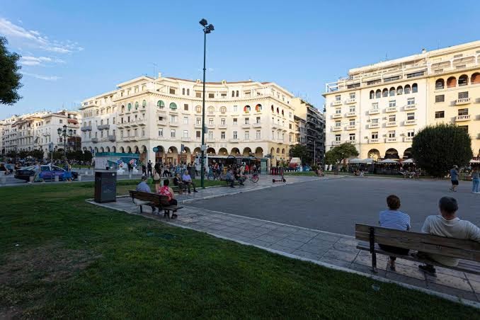 Delmare Aristotelous 7