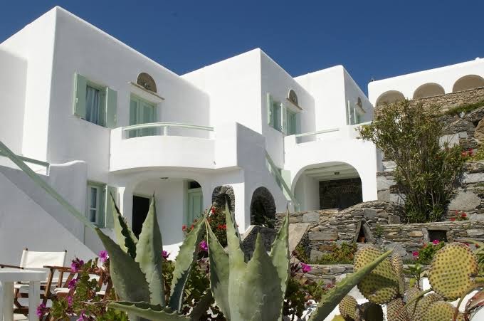 Deos Mykonos - A Myconian Collection Hotel