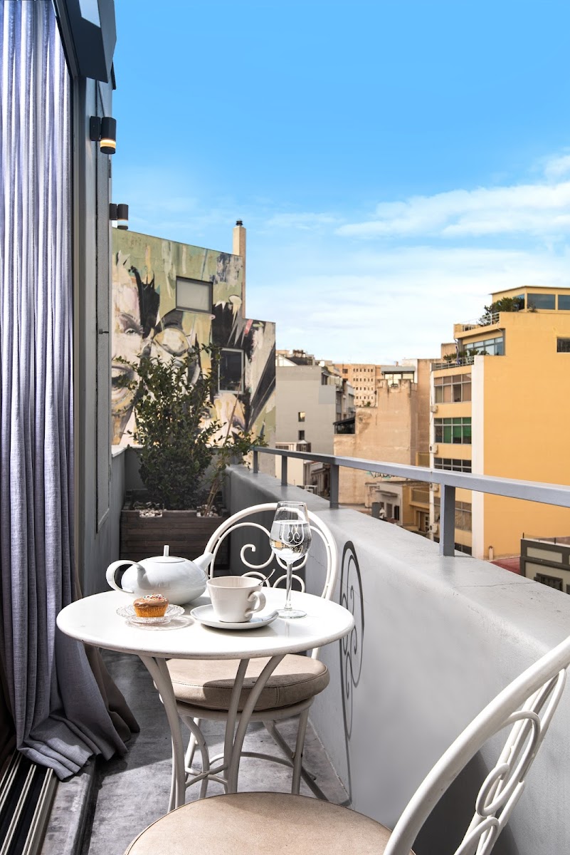 Ederlezi Zoubourlou Aparthotel