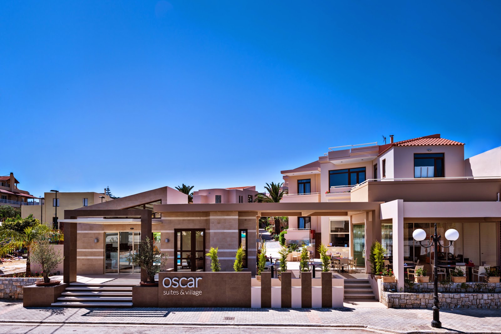 Esperanto seafront suites