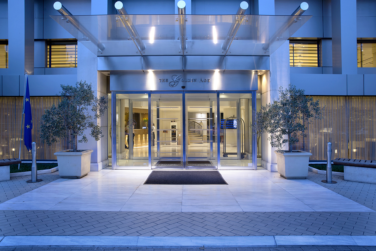 Holiday Suites Arnis Street