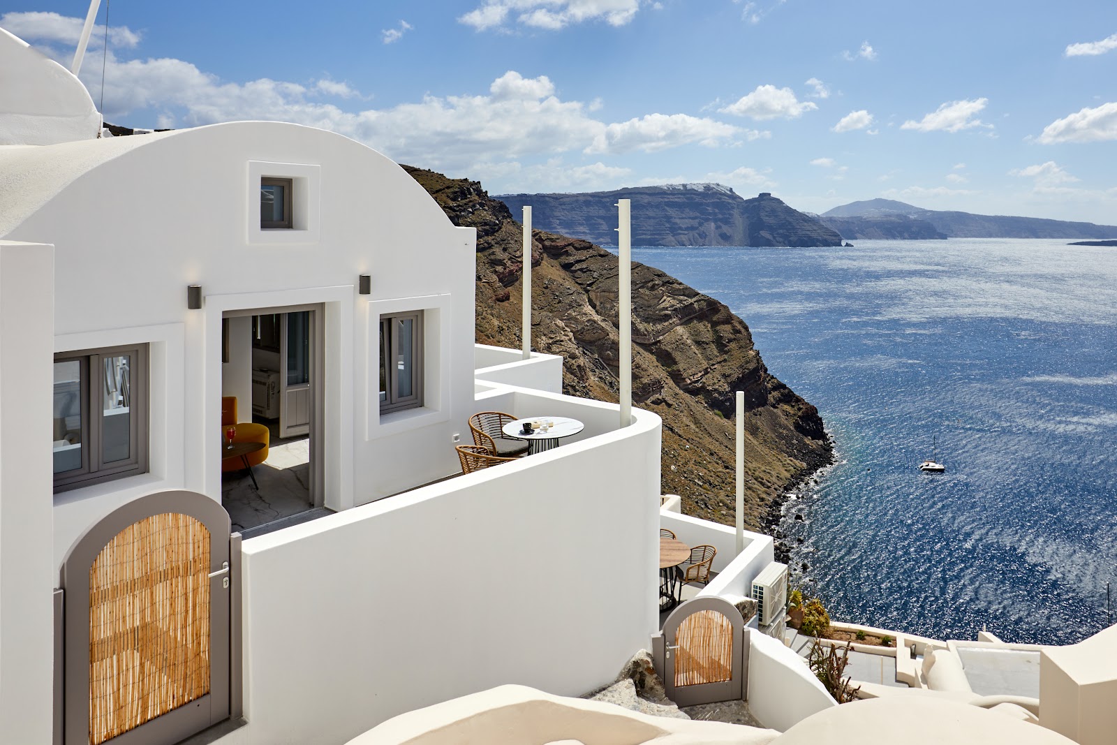 hom Santorini
