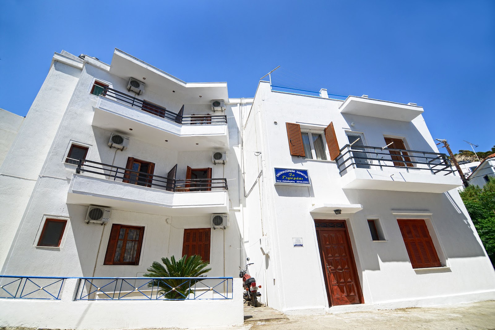 Hotel Ikaria