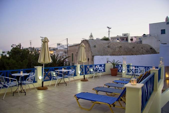 Hotel Thira
