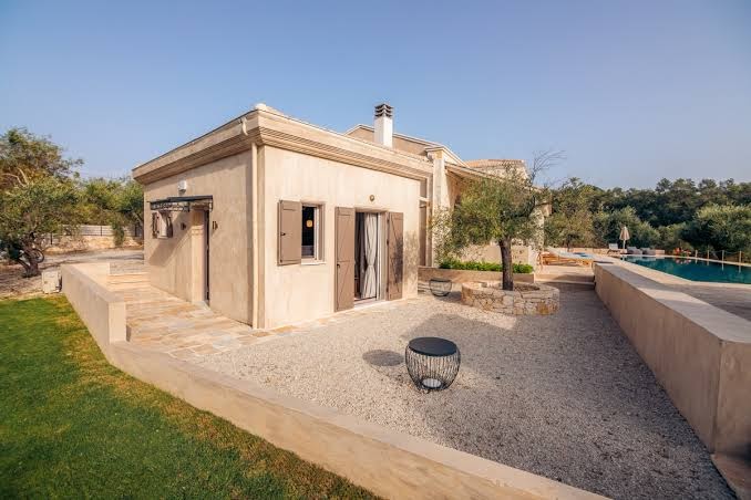 IPPOCRATES APARTMENTS