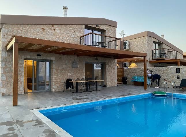 Linear Cabanon Kallithea Luxury Villas