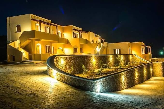 Mperes Villas, Vourvoulos Santorini