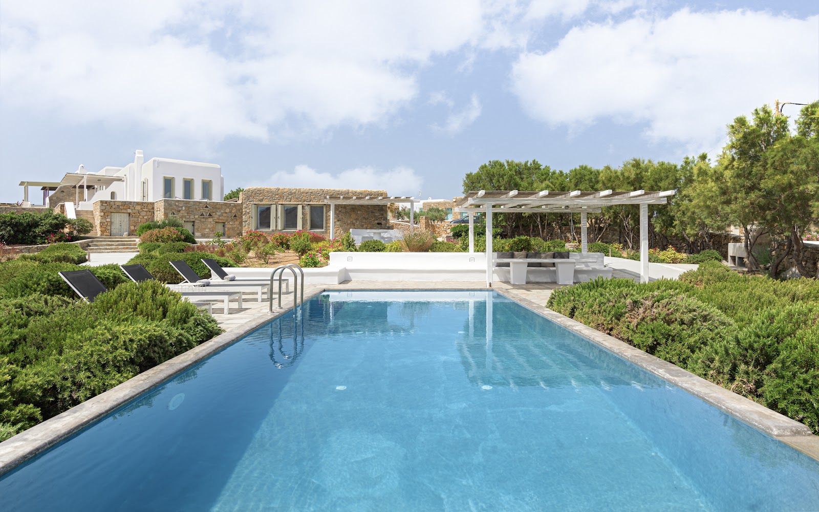 Mykonos Pantheon Hotel Bar & Restaurant