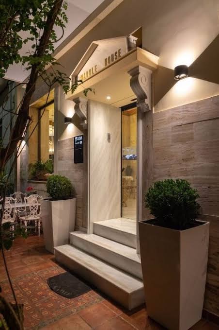 NOHO Boutique Koukaki , premium living