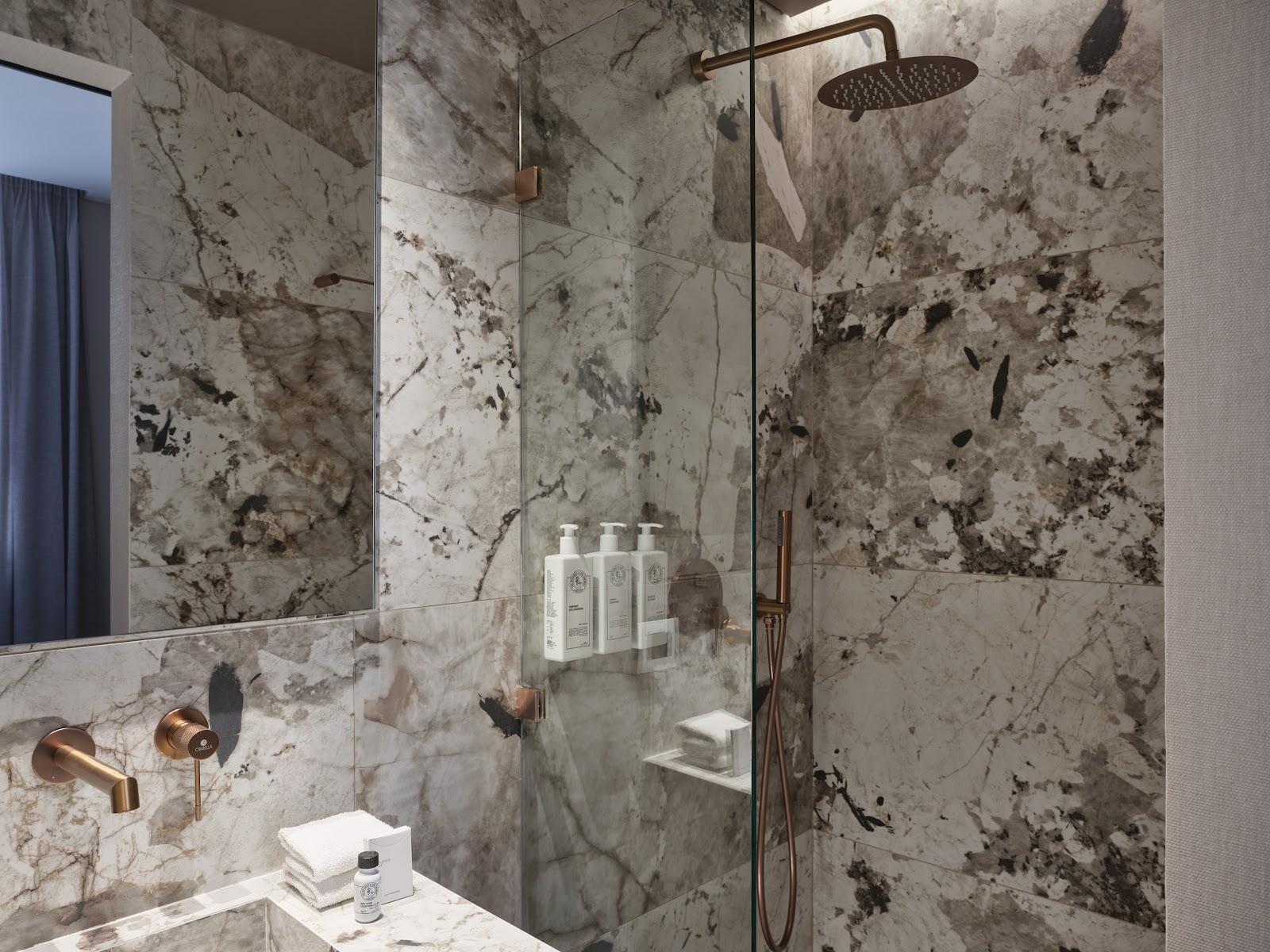 NUR OUTLINE - Stay Creative Aparthotel