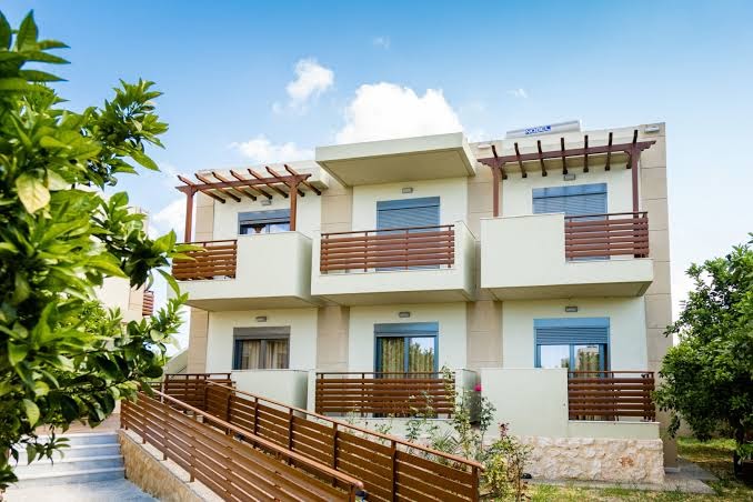 OSIRIS HOTEL Time To Smile