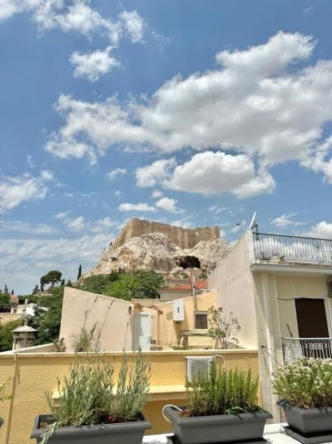 Plaka's Villa with Breathtaking Acropolis view