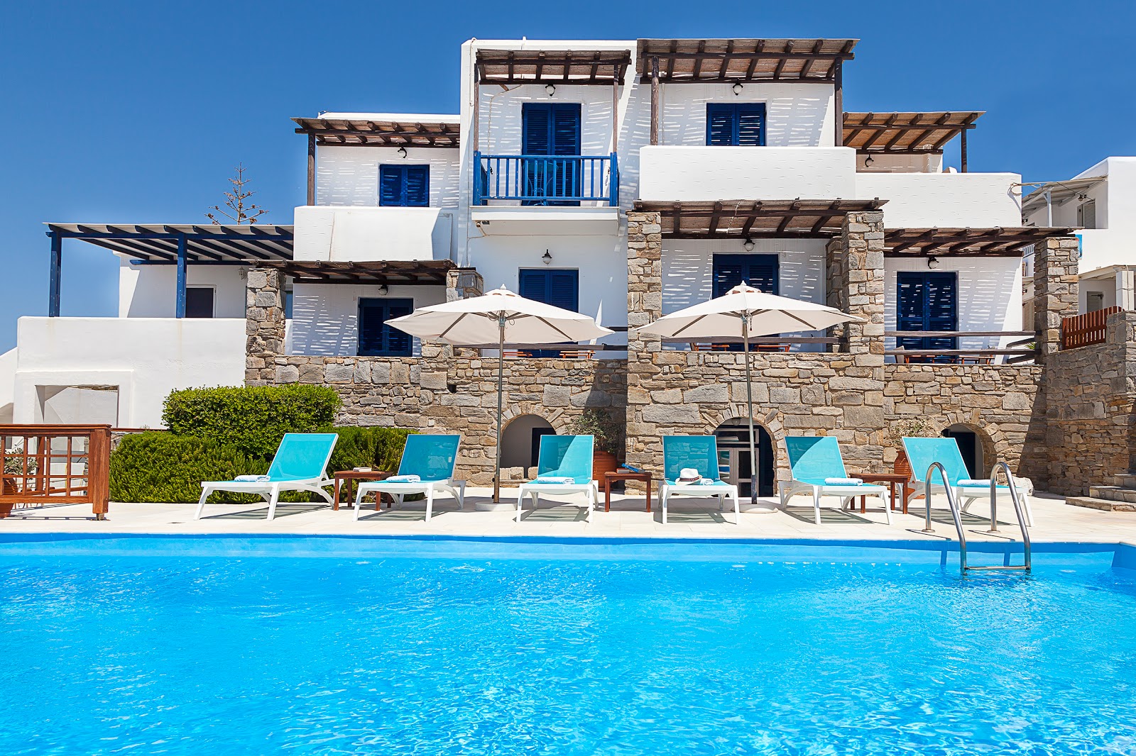 Playa Studios Paros