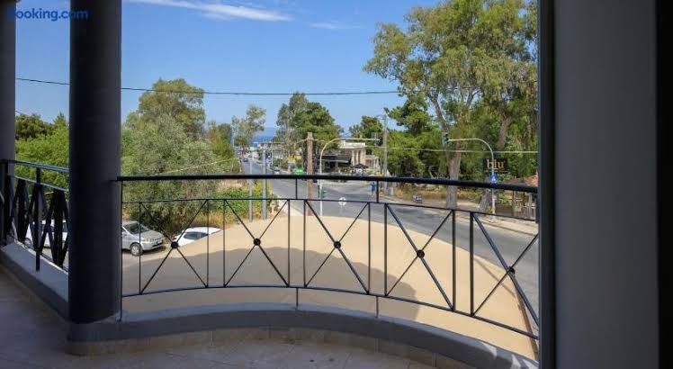 Relaxation, Nature and Sea Near the Airport!