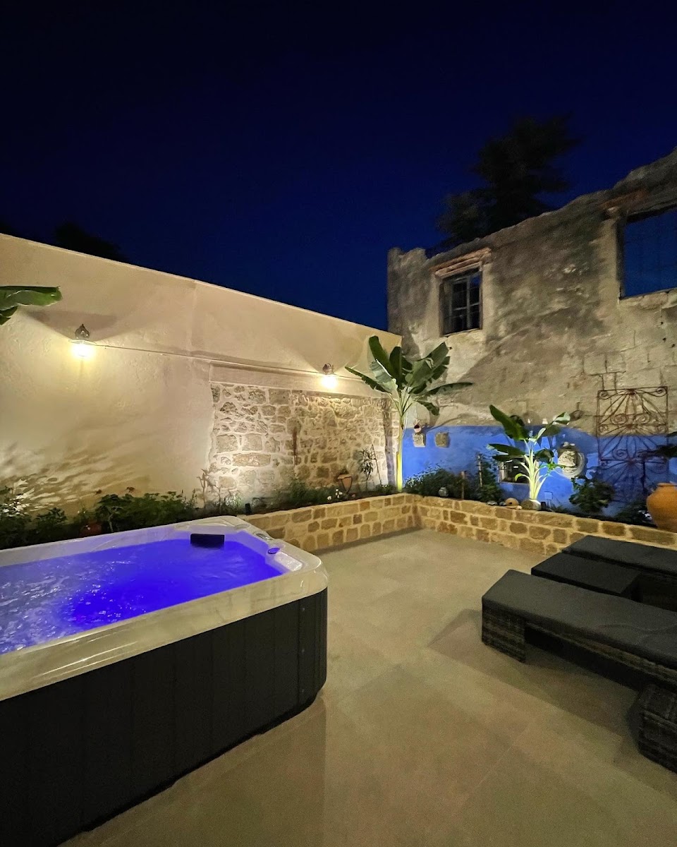 Rhodes Central Apartment