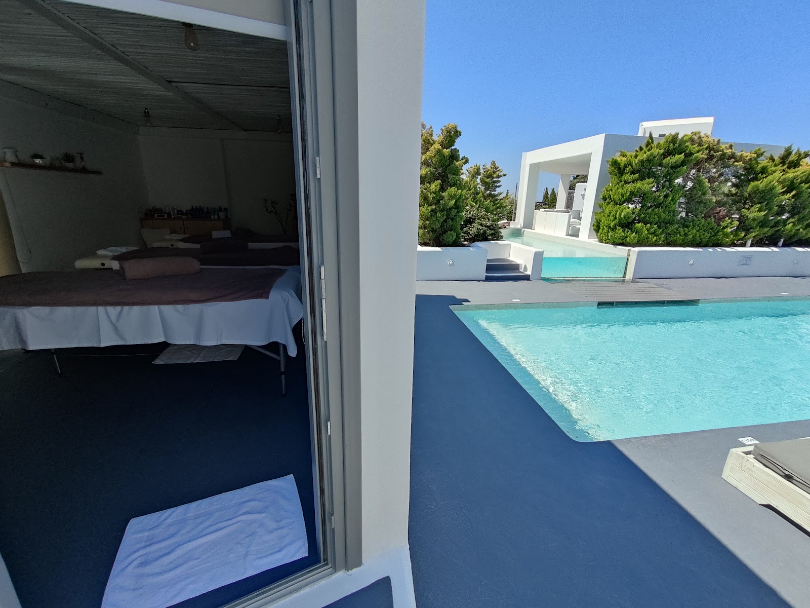 Santorini Princess Presidential Suites