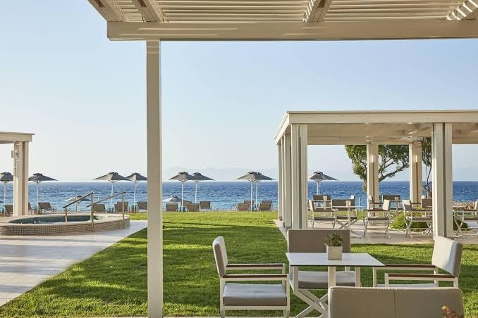 SeaRene Delux Seafront Maisonette