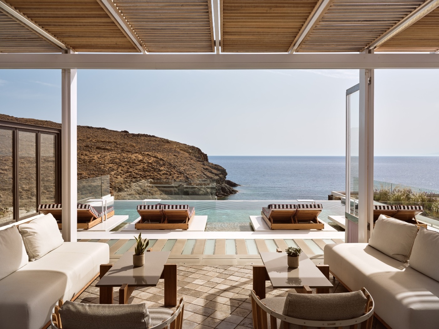 Semeli Coast Mykonos, Curio Collection by Hilton