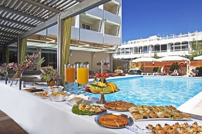 Side by Side Suites in Athens Riviera by The Olon