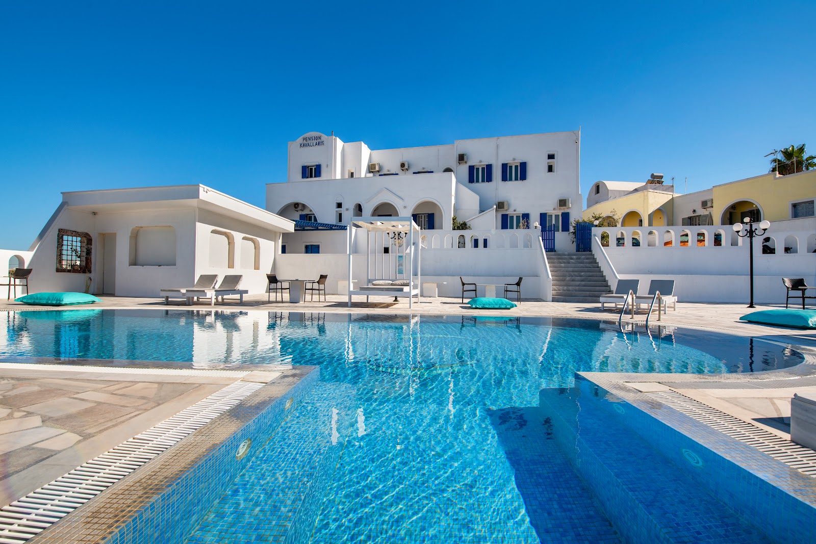 The Muses of Santorini Suites