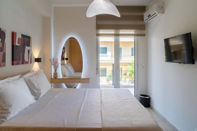 The Pal Living In a Concept