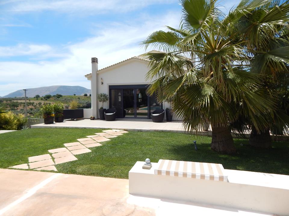 Thresh apartments airport