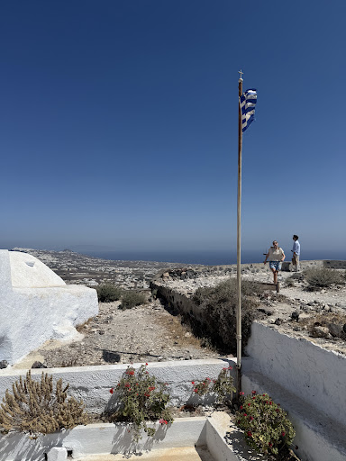 Voreina Gallery Suites