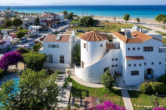 White&Blue luxury Suites